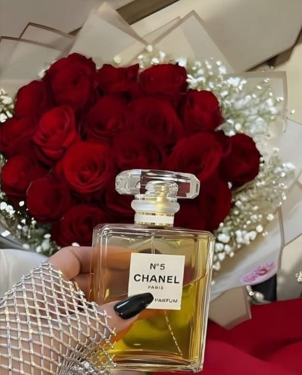 Valentine's roses for her